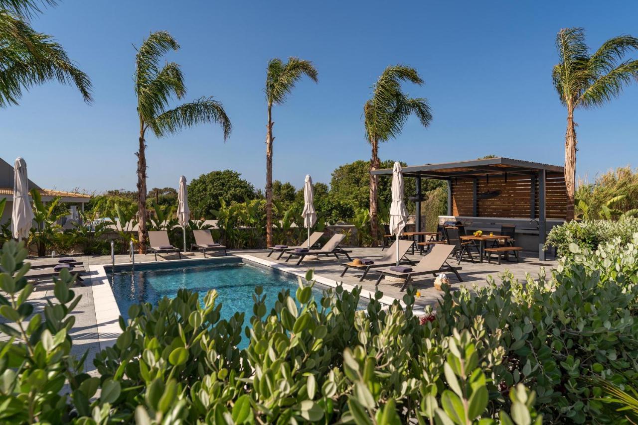 Palmeral Luxury Suites Kremasti  Bagian luar foto
