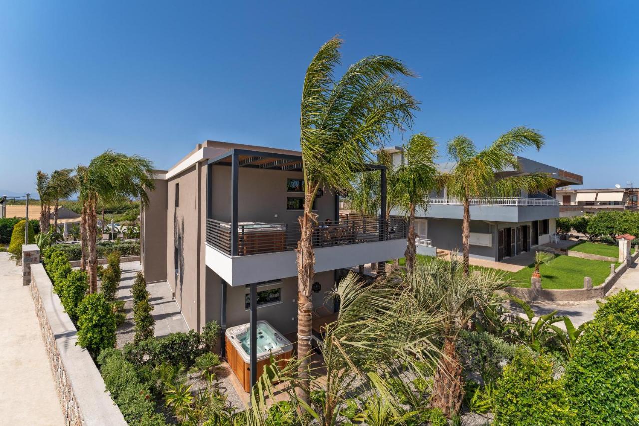 Palmeral Luxury Suites Kremasti  Bagian luar foto