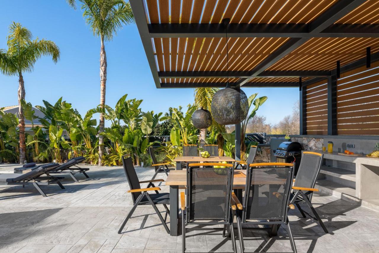 Palmeral Luxury Suites Kremasti  Bagian luar foto