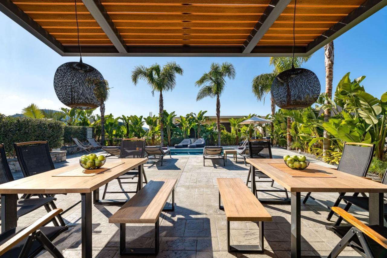 Palmeral Luxury Suites Kremasti  Bagian luar foto